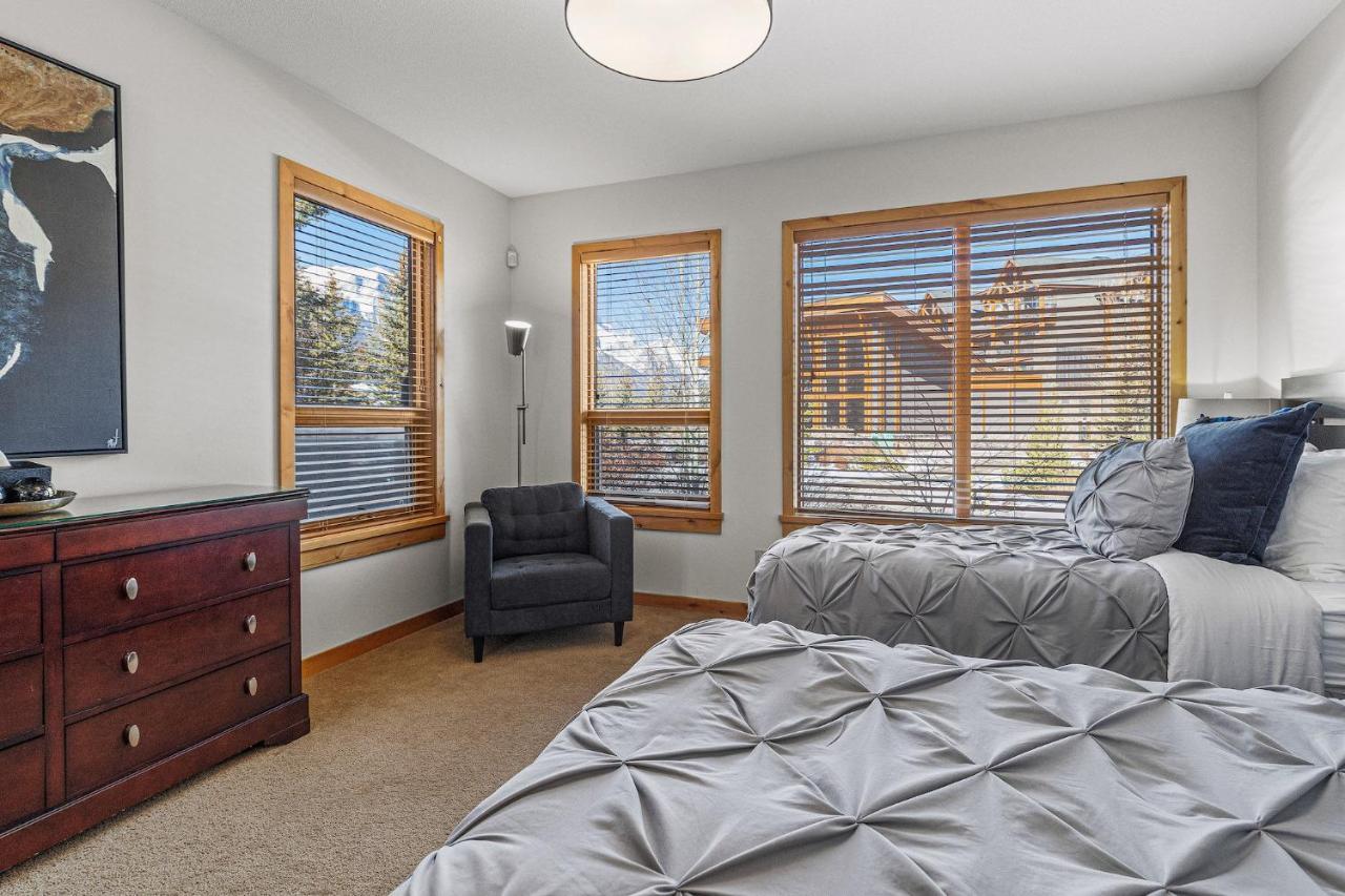 3 Bedroom Condo By Canadian Rockies Vacation Rentals Canmore Extérieur photo